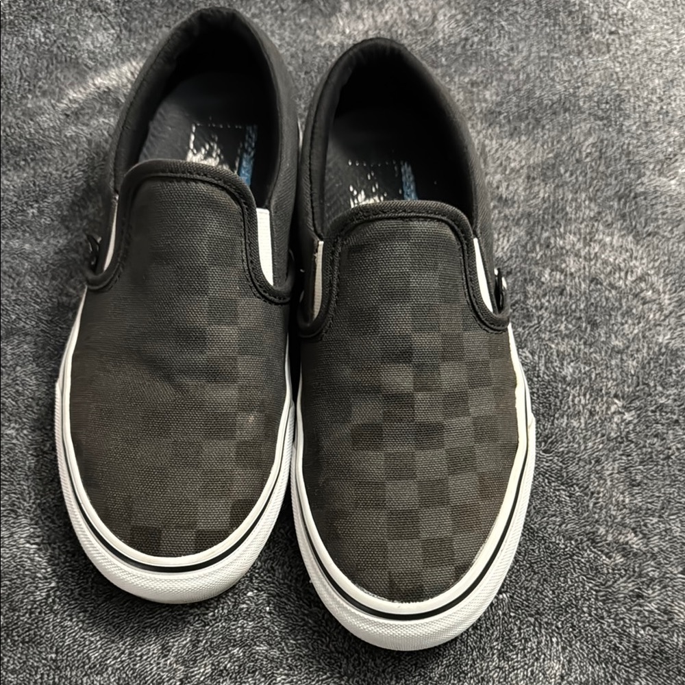 Black Slip-On Vans Shoes